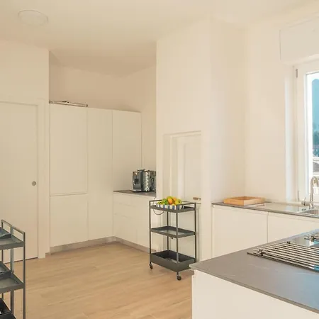 Апартаменты Duplex Lakeside Penthouse Порто-Вальтравалья