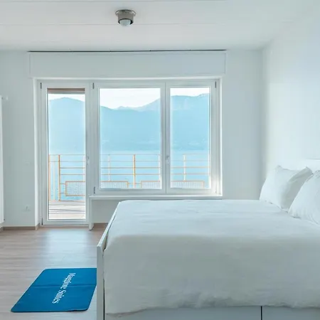 Duplex Lakeside Penthouse Daire