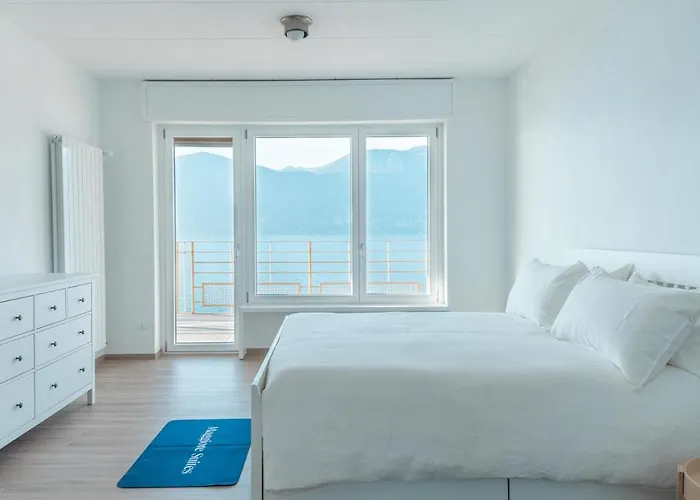 Duplex Lakeside Penthouse Apartament