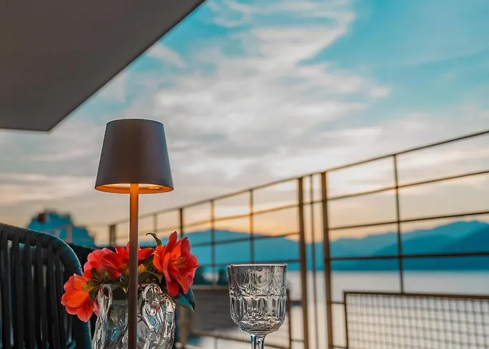 Duplex Lakeside Penthouse *